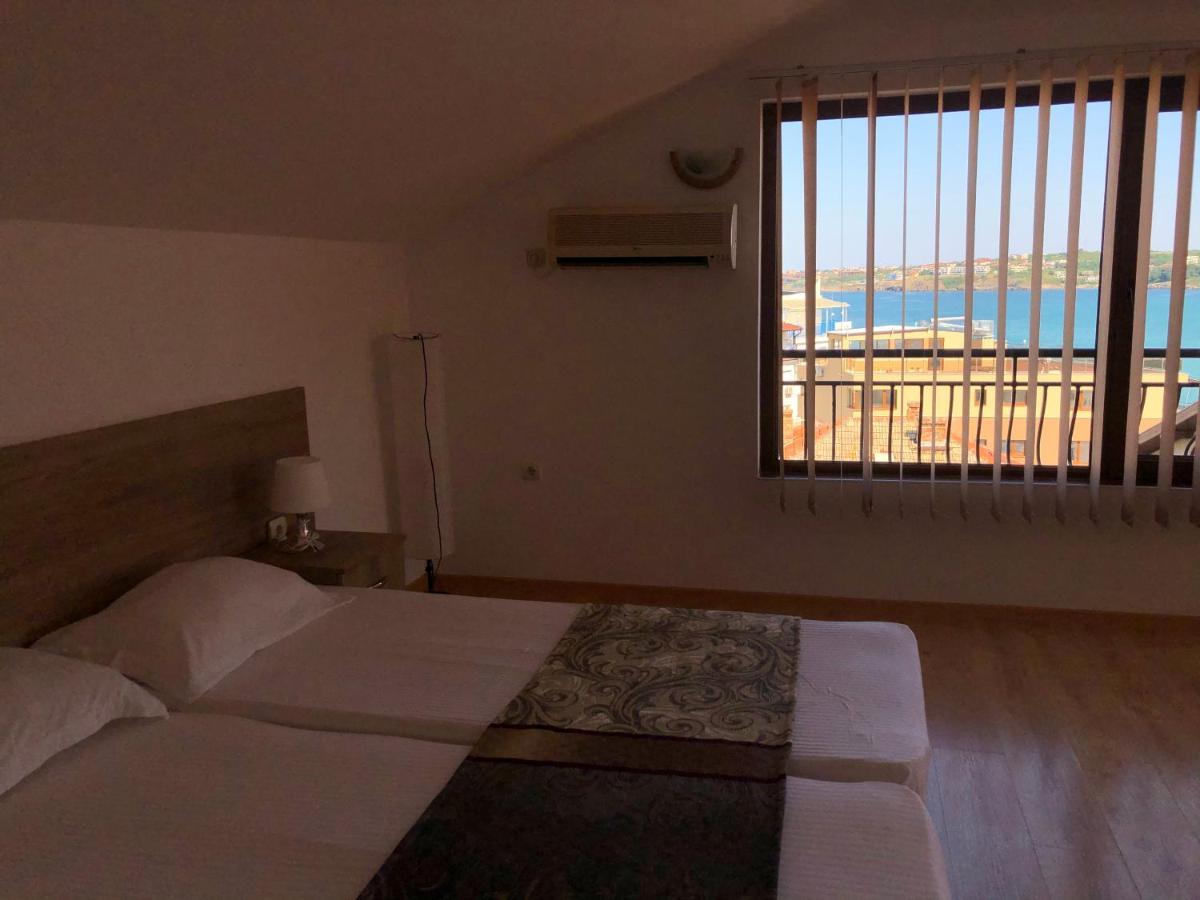Time Out Hotel Sozopol Exterior foto