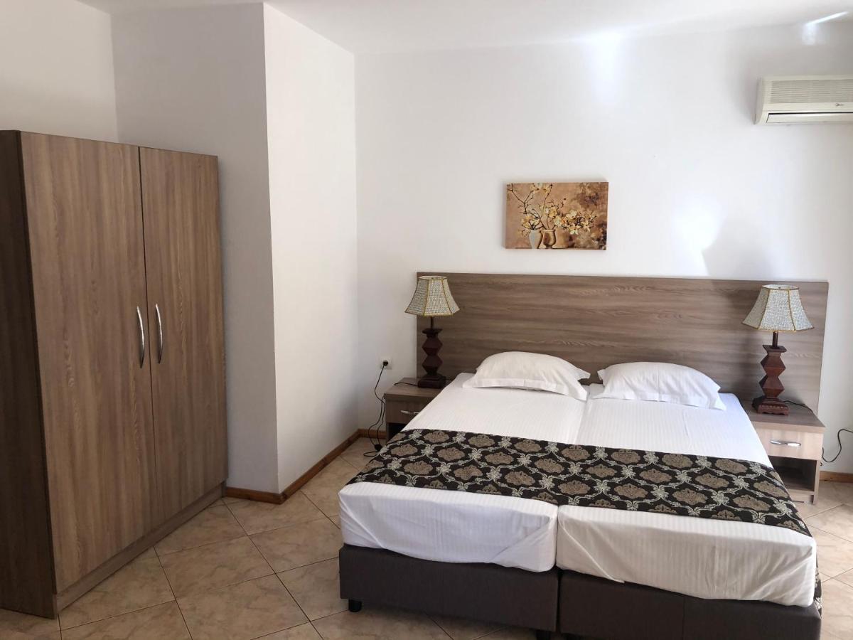 Time Out Hotel Sozopol Exterior foto