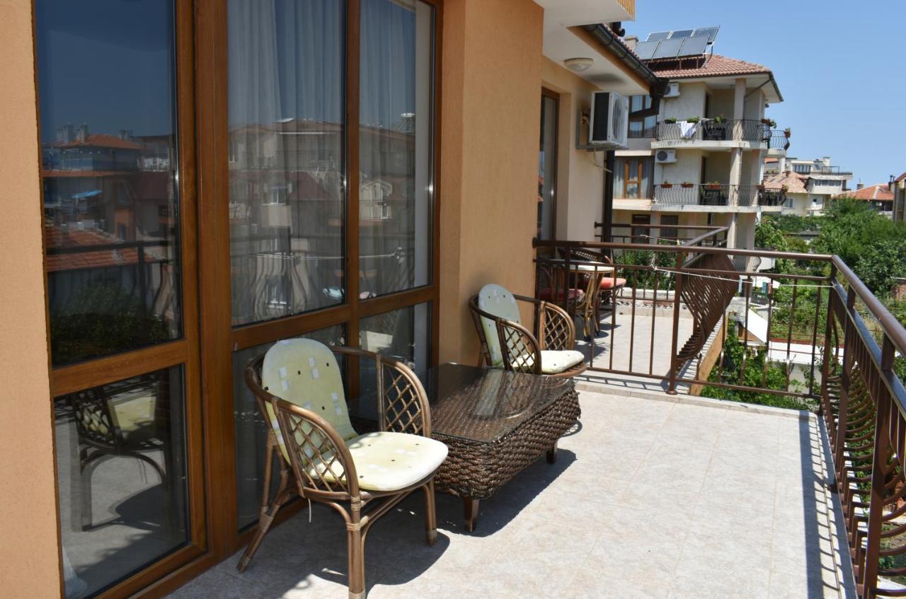 Time Out Hotel Sozopol Exterior foto
