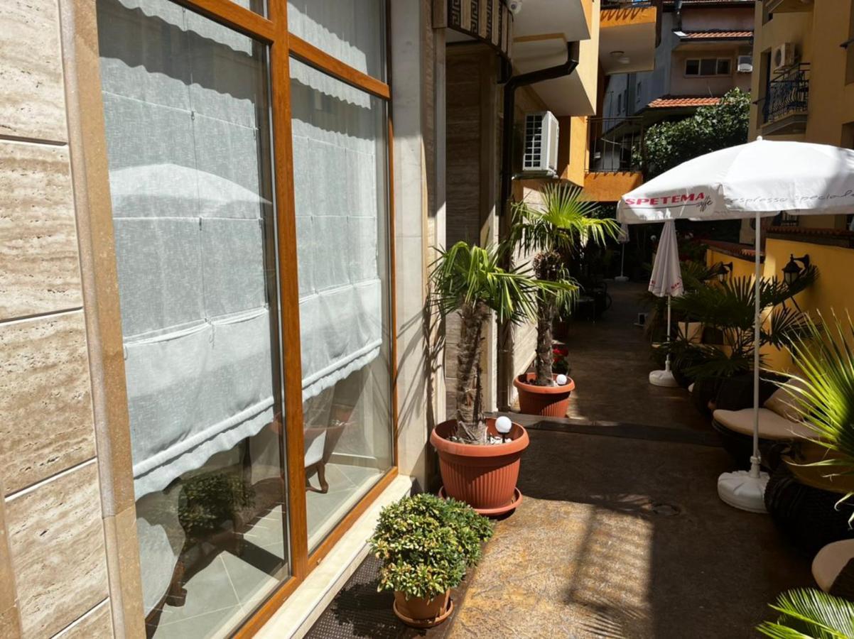 Time Out Hotel Sozopol Exterior foto